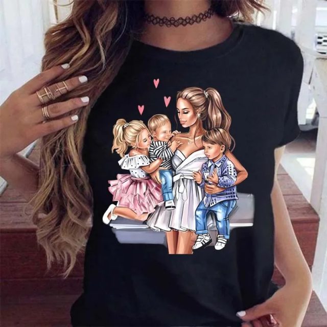 Cartoon mom daughter son print short sleeve t shirt (1)